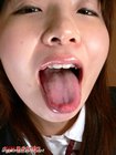 学級委員長の厚い唇とよく動く舌