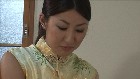 チャイナドレスのアジアンマッサージ嬢の指圧と乳首舐め手コキ！メインカメラバージョン #1